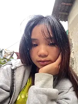 Ngoc-bbi online show from 12/21/25, 02:03