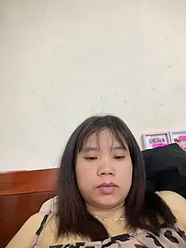 Ngoc-bbi online show from 03/11/26, 02:33