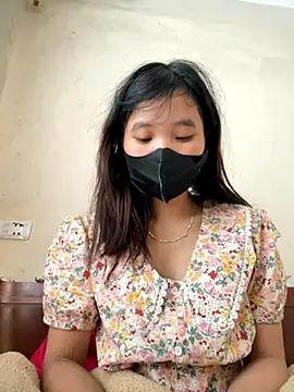 Ngoc-bbi online show from 11/14/25, 04:38