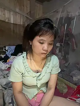 Ngoc-bbi online show from 04/11/26, 11:41