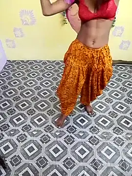 Cute-Rashmii online show from 10/28/25, 09:30