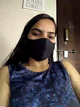 Snapshot of Savita2310 chatting on 10/12/25, 06:09 Savita2310 online show from 10/12/25, 06:09