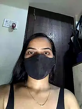 Snapshot of Savita2310 chatting on 10/04/25, 07:15 Savita2310 online show from 10/04/25, 07:15