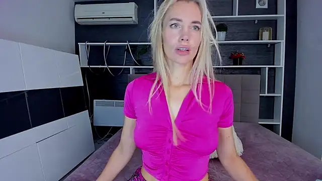 SabrinaSharm online show from 11/08/25, 12:52