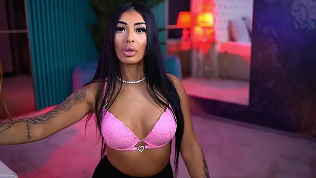 ArabellaPosh online show from 10/13/25, 05:09