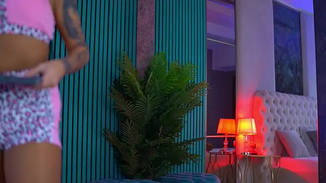 ArabellaPosh online show from 12/03/25, 06:03