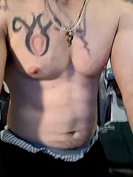 jakestatefarm217 online show from 12/17/25, 04:39