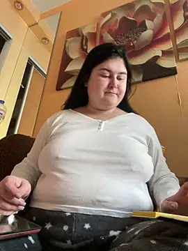 Snapshot of DazzzlingDame chatting on 02/28/26, 12:27 DazzzlingDame online show from 02/28/26, 12:27