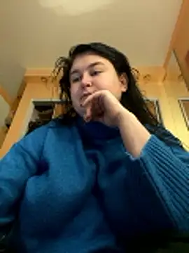 Snapshot of DazzzlingDame chatting on 01/08/26, 04:35 DazzzlingDame online show from 01/08/26, 04:35