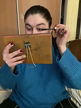 Snapshot of DazzzlingDame chatting on 01/11/26, 12:23 DazzzlingDame online show from 01/11/26, 12:23