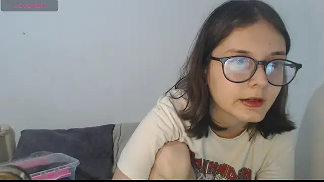 MadieLorez online show from 09/24/25, 08:48