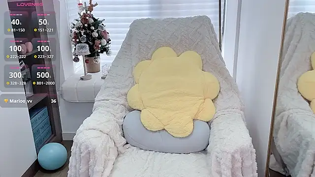 Snapshot of BlueBaby-77 chatting on 10/29/25, 03:05 BlueBaby-77 online show from 10/29/25, 03:05