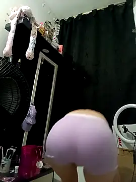 dulcelatin21 online show from 12/20/25, 02:25