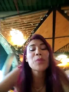 dulcelatin21 online show from 11/16/25, 09:19