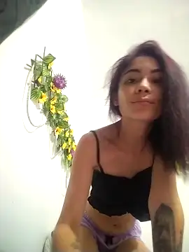 dulcelatin21 online show from 11/14/25, 11:30