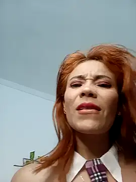 dulcelatin21 online show from 09/28/25, 03:13