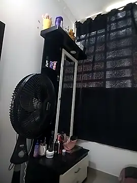 dulcelatin21 online show from 11/03/25, 03:59