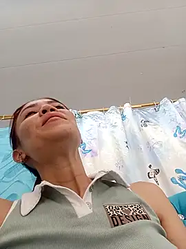 dulcelatin21 online show from 12/16/25, 01:37