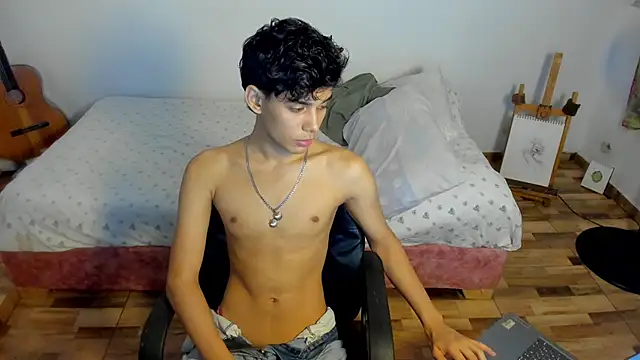 AliottTwink online show from 01/09/26, 02:18