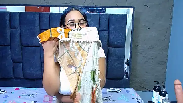 sanabeltits202cl online show from 11/28/25, 04:23