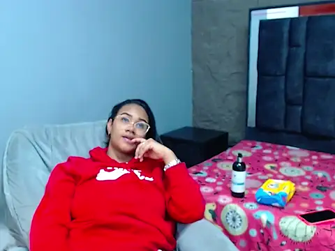 sanabeltits202cl online show from 10/21/25, 03:17