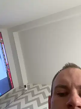 Snapshot of Seriy43 chatting on 10/14/25, 11:33 Seriy43 online show from 10/14/25, 11:33