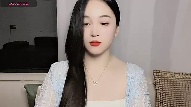 woaiqinqin online show from 12/21/25, 03:47