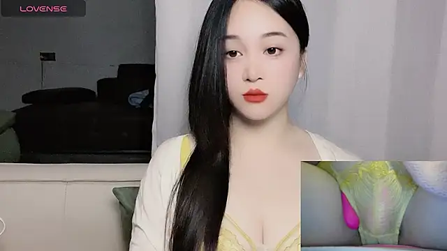 woaiqinqin online show from 12/14/25, 03:06