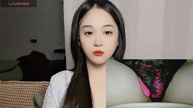 woaiqinqin online show from 10/03/25, 04:30