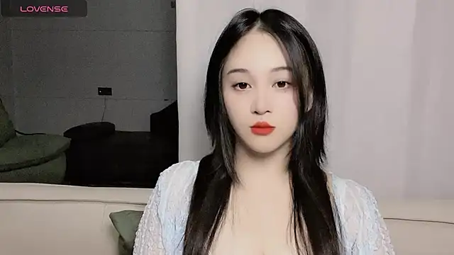 woaiqinqin online show from 10/05/25, 03:36