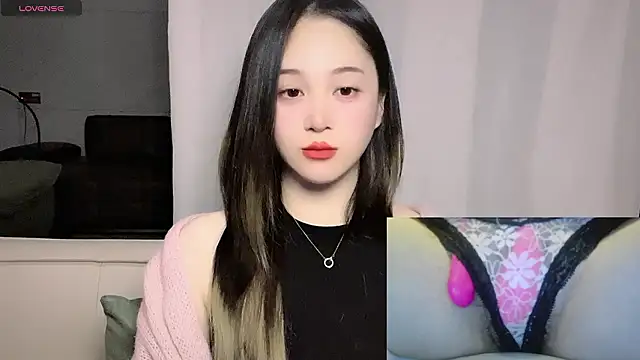 woaiqinqin online show from 03/12/26, 04:11