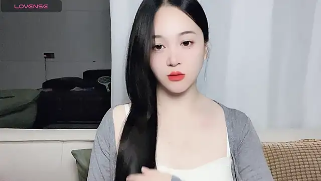 woaiqinqin online show from 12/01/25, 03:35