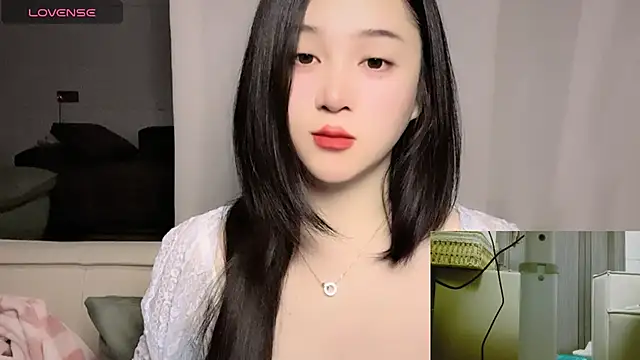 woaiqinqin online show from 01/17/26, 04:32