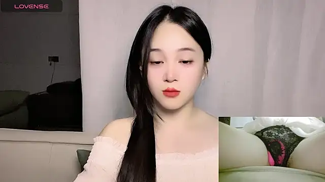 woaiqinqin online show from 11/09/25, 03:27