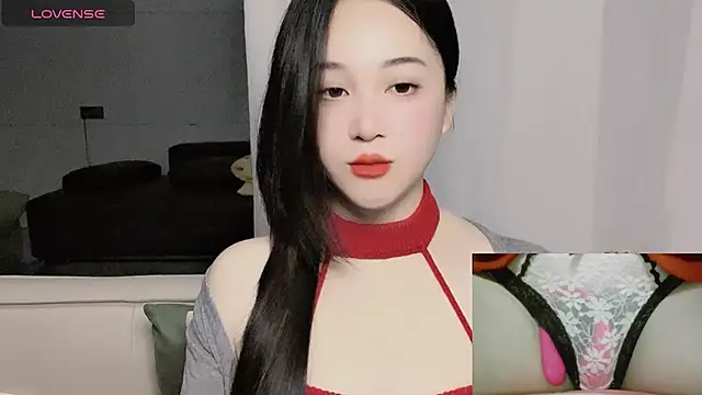 woaiqinqin online show from 12/17/25, 04:23