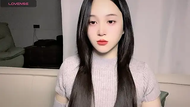 woaiqinqin online show from 11/18/25, 04:32