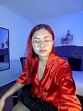 MAYASMITH   online show from 02/06/26, 05:25