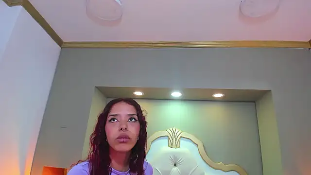 Snapshot of AteneaGreyy chatting on 11/19/25, 11:43 AteneaGreyy online show from 11/19/25, 11:43