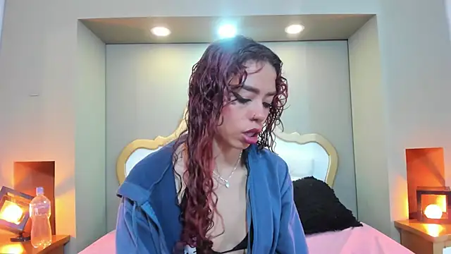 Snapshot of AteneaGreyy chatting on 09/16/25, 11:55 AteneaGreyy online show from 09/16/25, 11:55