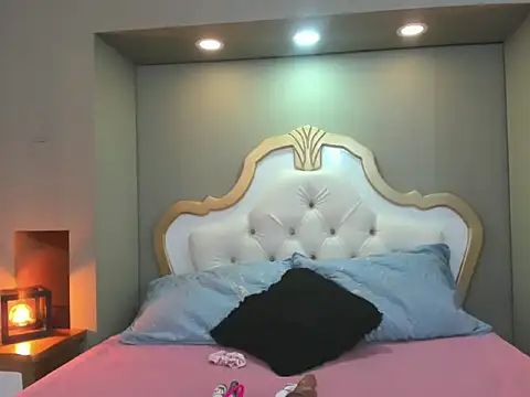 Snapshot of AteneaGreyy chatting on 10/08/25, 11:56 AteneaGreyy online show from 10/08/25, 11:56