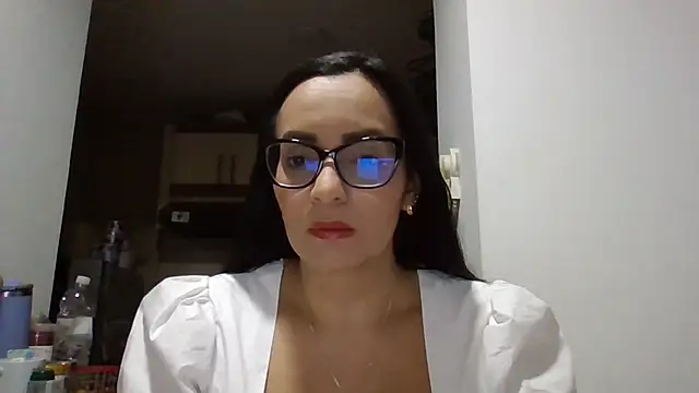 Snapshot of sarita_star chatting on 06/24/26, 09:01 sarita star online show from 06/24/26, 09:01