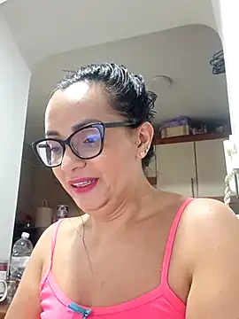 Snapshot of sarita_star chatting on 06/23/26, 03:48 sarita star online show from 06/23/26, 03:48