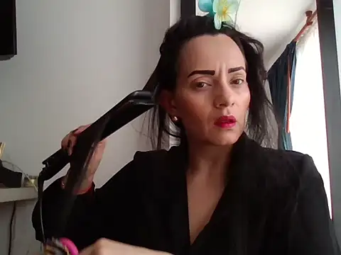 sarita star online show from 10/16/25, 03:42