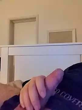 NewJoiner online show from 04/13/26, 06:12