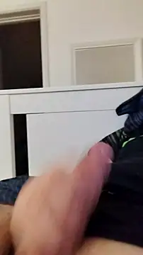 NewJoiner online show from 10/09/25, 07:03