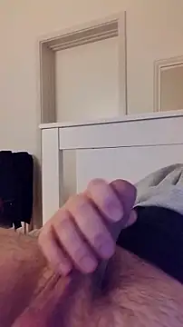 NewJoiner online show from 12/14/25, 04:01