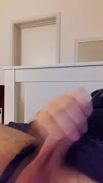 NewJoiner online show from 02/09/26, 09:24