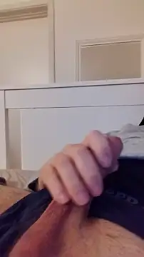 NewJoiner online show from 11/25/25, 06:08