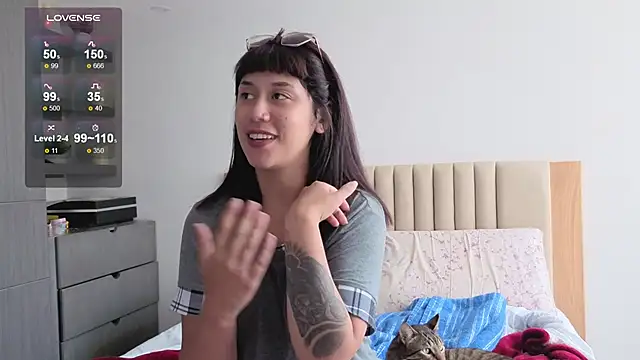 lena slaave online show from 11/10/25, 05:29