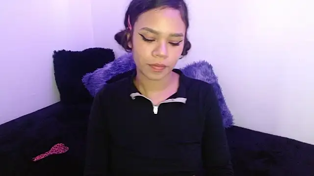 Canela s1 online show from 12/18/25, 09:29